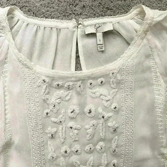 Joie Metta Embroidered Blouse Size Small - Picture 5 of 9